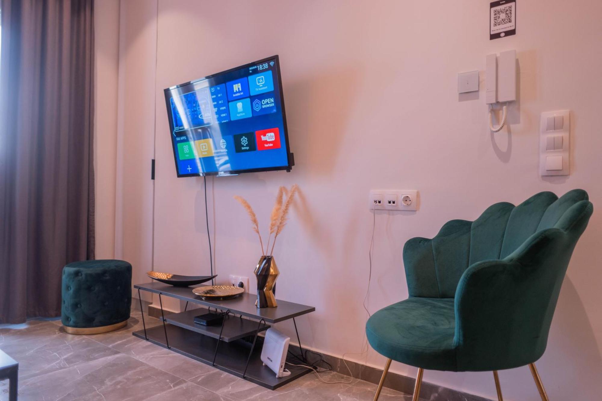Thesspacious Apartment Солун Екстериор снимка